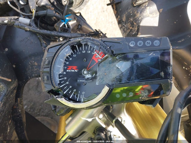 2019 SUZUKI GSX-R750 JS1GR7MA6K7100382 Photo 6