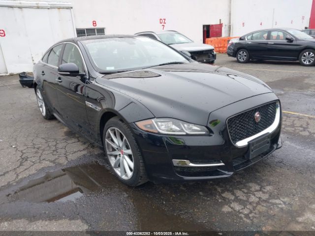 2017 JAGUAR XJ SAJWJ1CD6H8W07904