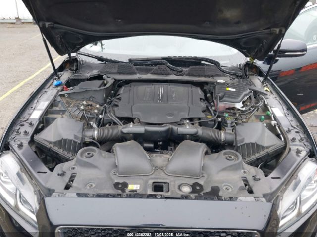 2017 JAGUAR XJ SAJWJ1CD6H8W07904 Photo 9