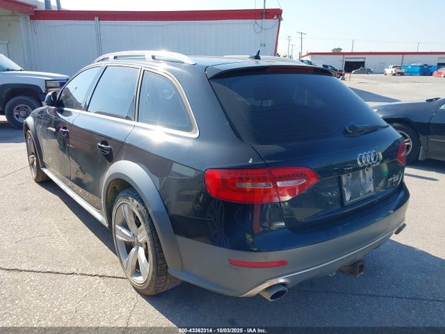 2013 AUDI ALLROAD WA1UFAFL5DA090747 Photo 2