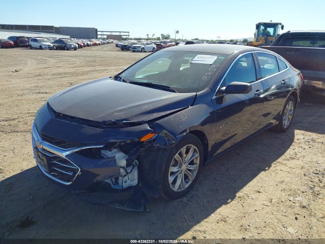 Chevrolet lfv 2025 1G1ZD5ST0SF148416 Image 2