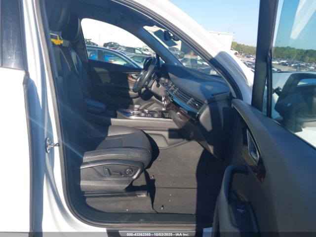 2018 AUDI Q7 WA1VAAF75JD026126 Photo 4