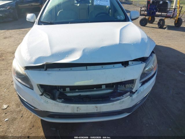 2015 VOLVO S60 YV140MFD6F1310766 Photo 5