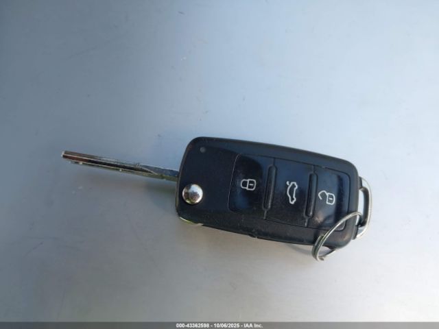 2017 VOLKSWAGEN PASSAT 1VWAT7A32HC003700 Photo 10