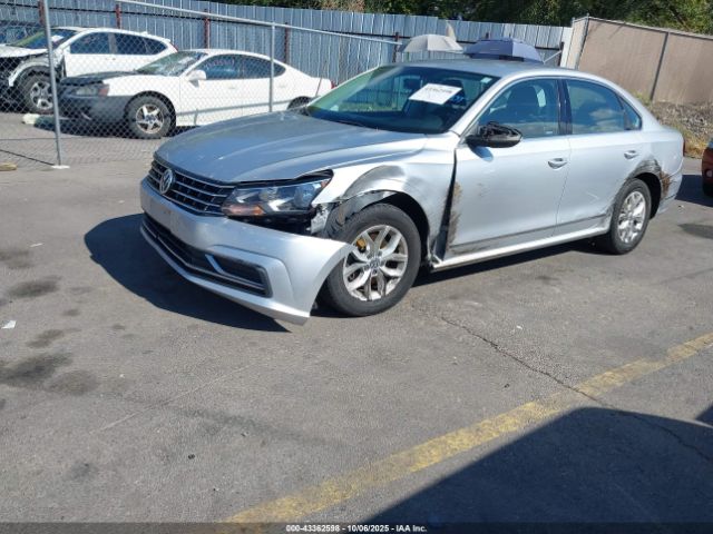 2017 VOLKSWAGEN PASSAT 1VWAT7A32HC003700 Photo 1