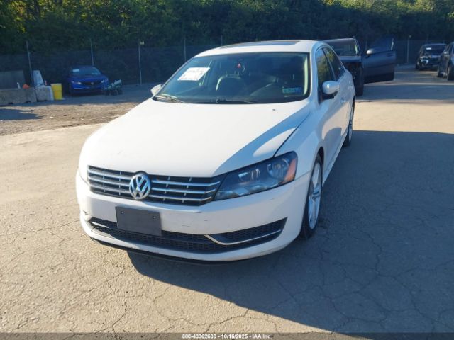 2015 VOLKSWAGEN PASSAT 1VWBV7A32FC030892 Photo 5