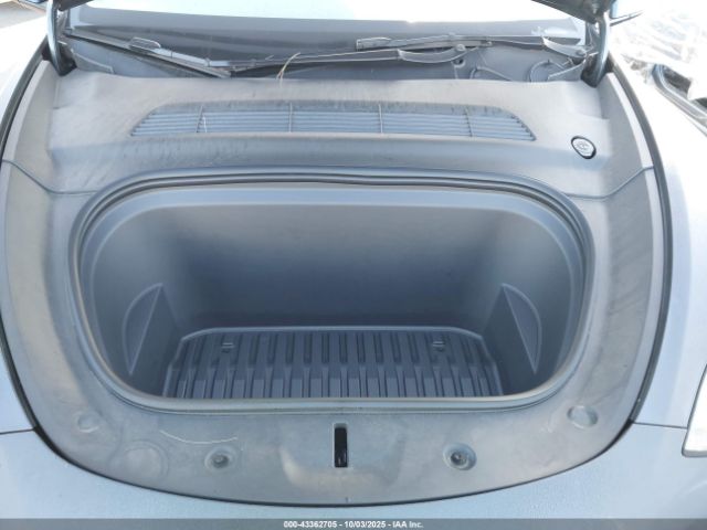 2022 TESLA MODEL Y 7SAYGDEE1NA020986 Photo 9