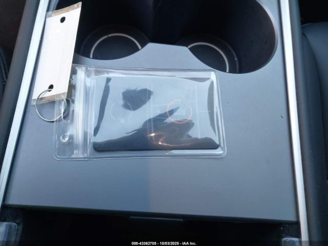 2022 TESLA MODEL Y 7SAYGDEE1NA020986 Photo 10
