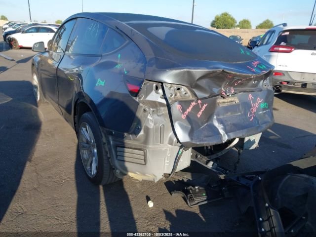 2022 TESLA MODEL Y 7SAYGDEE1NA020986 Photo 2