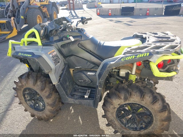 3JBLWAU27LJ000628 Can-Am Outlander X Mr 850