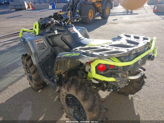 2020 CAN-AM OUTLANDER 3JBLWAU27LJ000628 Photo 2