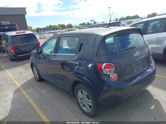 Chevrolet luw 2014 1G1JC6SH4E4101360 Image 3