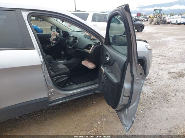 2017 JEEP CHEROKEE 1C4PJMAB7HD230710 Photo 4