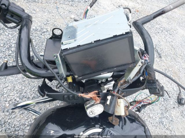 2016 HARLEY-DAVIDSON FLHX 1HD1KBM19GB686436 Photo 6