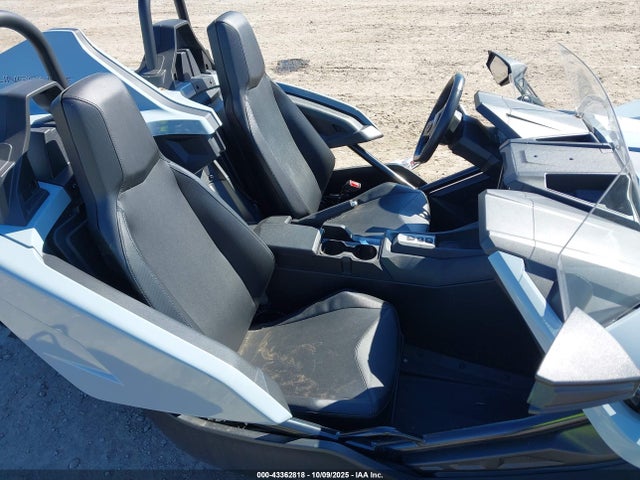 Polaris Slingshot Sl 2024 57XAAPHD3R8164916 Image 5