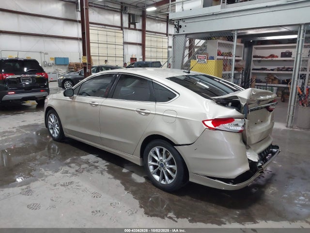 3FA6P0HD2HR400673 Ford Fusion