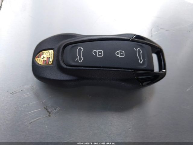 2024 PORSCHE MACAN ELECTRIC WP1AA2XA3RL000819 Photo 10