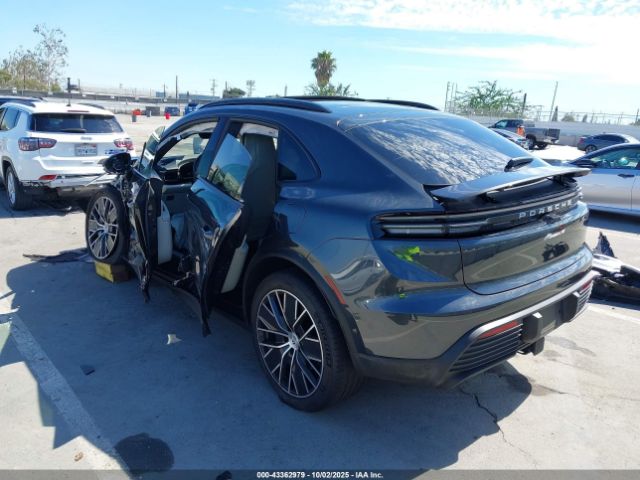 2024 PORSCHE MACAN ELECTRIC WP1AA2XA3RL000819 Photo 2