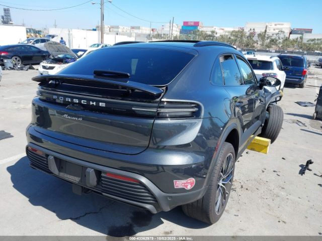2024 PORSCHE MACAN ELECTRIC WP1AA2XA3RL000819 Photo 3