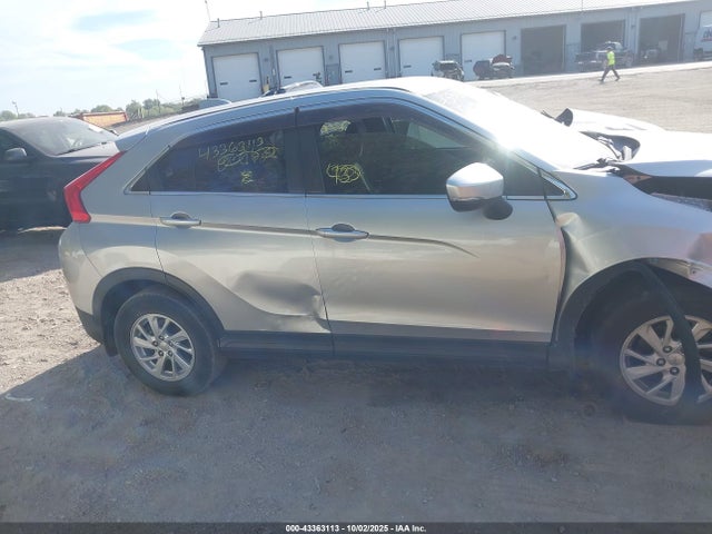 2019 Mitsubishi Eclipse Cross Es მანქანა იყიდება აუქციონზე, vin: JA4AT3AA0KZ009620, აუქციონის ნომერი: 43363113