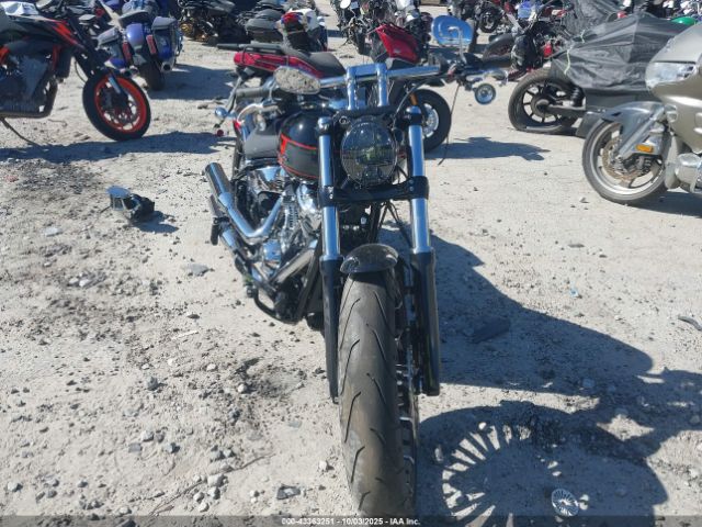 2024 HARLEY-DAVIDSON FXBR 1HD1YEZ13RB019356 Photo 4