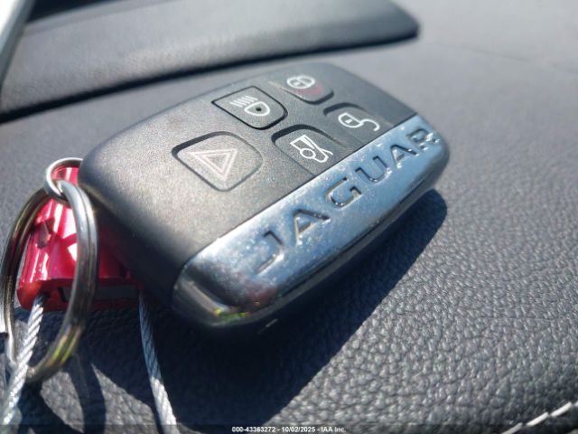 2016 JAGUAR XF SAJBL4BV2GCY23040 Photo 10