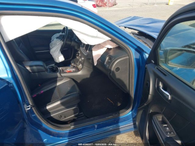 2021 DODGE CHARGER 2C3CDXBG8MH679042 Photo 4