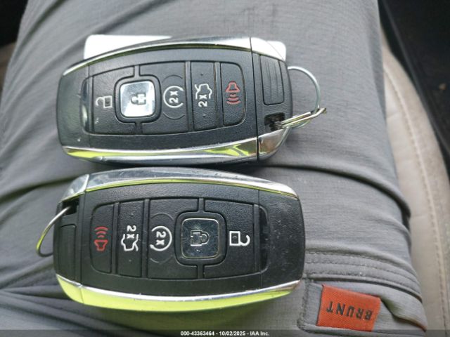 2017 LINCOLN MKZ 3LN6L5C91HR610537 Photo 10