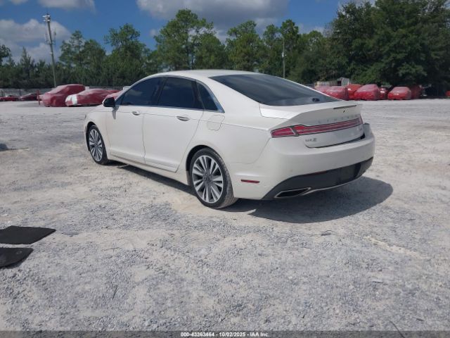 2017 LINCOLN MKZ 3LN6L5C91HR610537 Photo 2