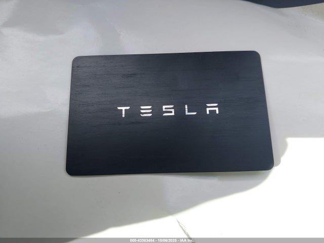 2024 TESLA MODEL Y 7SAYGDEDXRF212195 Photo 10