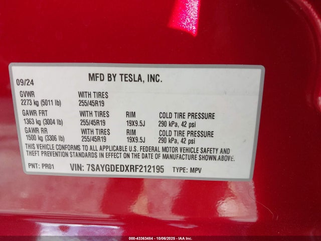 2024 TESLA MODEL Y 7SAYGDEDXRF212195 Photo 8