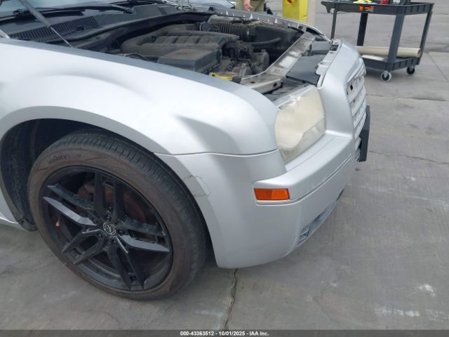 2010 CHRYSLER 300 2C3CA5CV2AH180310 Photo 5