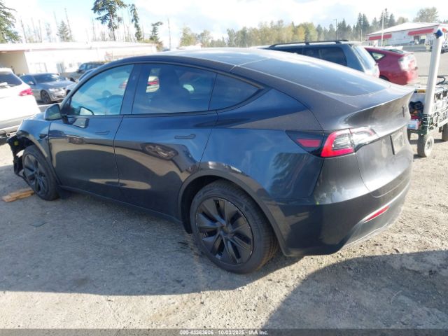 2024 TESLA MODEL Y 7SAYGDED3RF183932 Photo 2