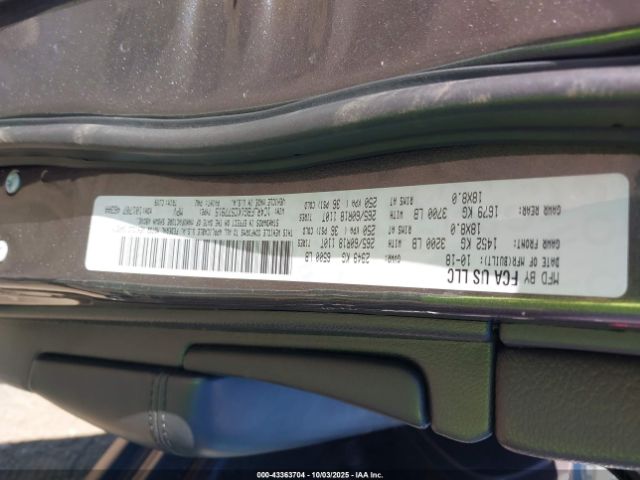 2019 JEEP GRAND CHEROKEE 1C4RJFBG1KC577915 Photo 8