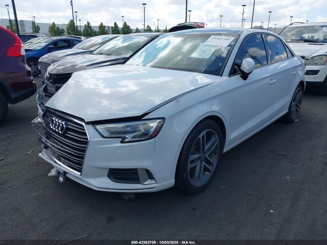 2018 AUDI A3 WAUB8GFF6J1000941 Photo 1