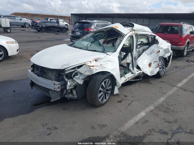 1N4AL3AP2HC250963 Nissan Altima 2.5 Sv