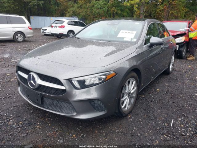 2022 MERCEDES-BENZ A 220 W1K3G4FB2NJ341738 Photo 1