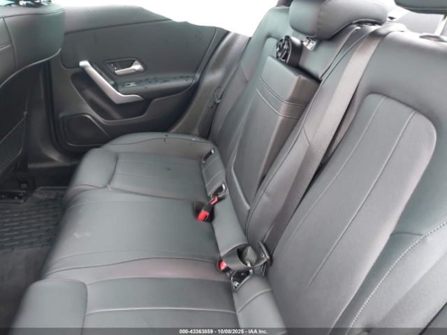 2022 MERCEDES-BENZ A 220 W1K3G4FB2NJ341738 Photo 7