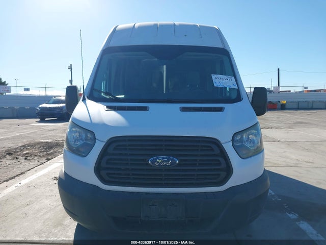 43363917 :رقم المزاد ، 1FTYR2XMXFKA99999 vin ، 2015 Ford Transit-250 مزاد بيع