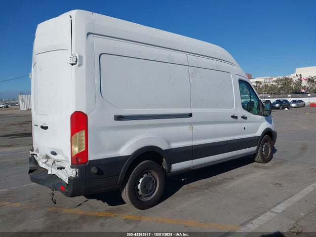 43363917 :رقم المزاد ، 1FTYR2XMXFKA99999 vin ، 2015 Ford Transit-250 مزاد بيع
