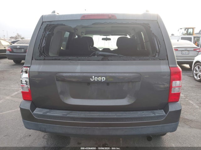 1C4NJPBB7FD362015 Jeep Patriot