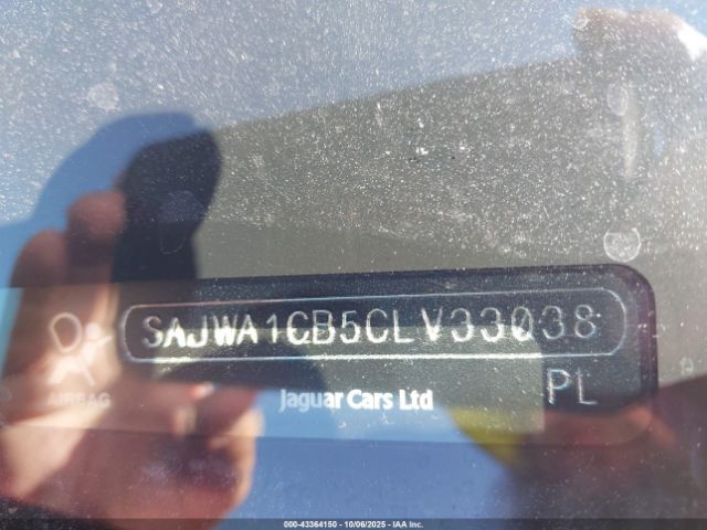 2012 JAGUAR XJ SAJWA1CB5CLV33038 Photo 8