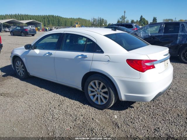 2013 CHRYSLER 200 1C3CCBCG6DN623564 Photo 2