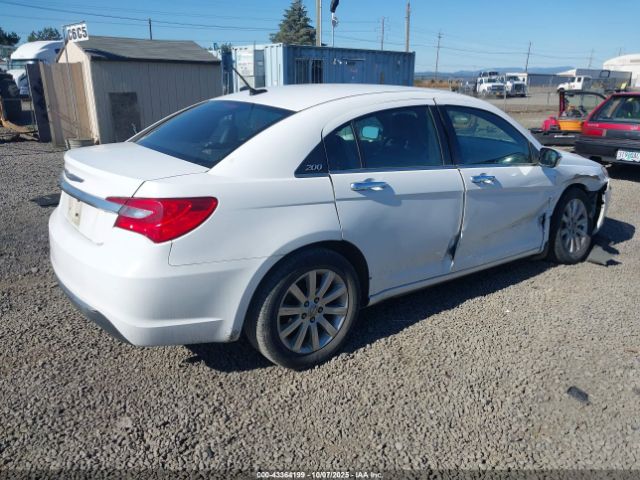 2013 CHRYSLER 200 1C3CCBCG6DN623564 Photo 3