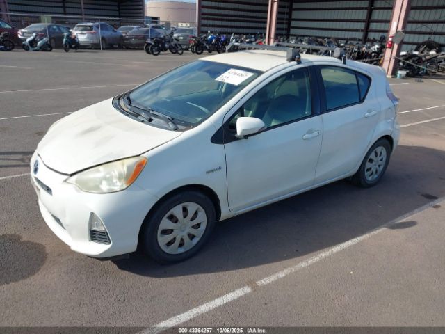 2012 TOYOTA PRIUS C JTDKDTB34C1025729 Photo 1