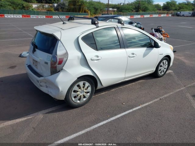 2012 TOYOTA PRIUS C JTDKDTB34C1025729 Photo 3
