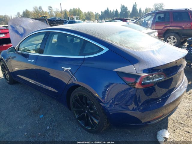 2018 TESLA MODEL 3 5YJ3E1EA2JF164231 Photo 2