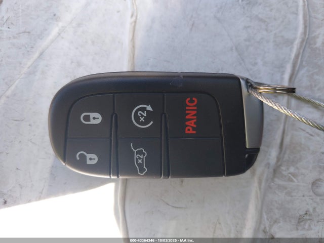 1C4RJFLG1KC733546 Jeep Grand Cherokee