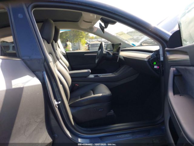 2023 TESLA MODEL Y 7SAYGDEE4PA192738 Photo 4