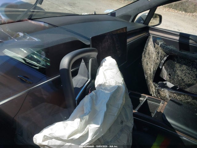 Продаж на аукціоні авто 2023 Tesla Model X Dual Motor All-wheel Drive/standard Range, vin: 7SAXCBE53PF381282, номер лоту: 43364448